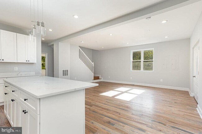 Building Photo - 2430 Harris Mill Rd