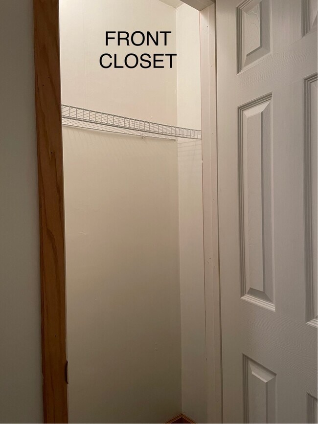 Building Photo - 21 W 8th St