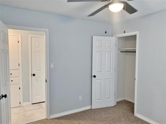 Building Photo - 4207 SE Camden Way