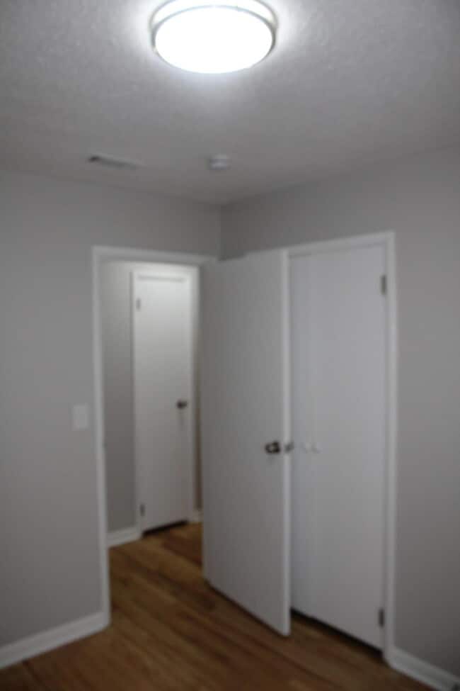 Building Photo - 3332 Hillis Rd