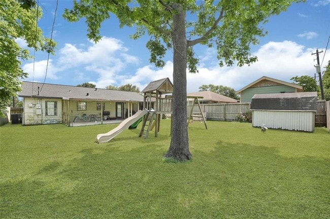 Building Photo - 3323 Suiter Way