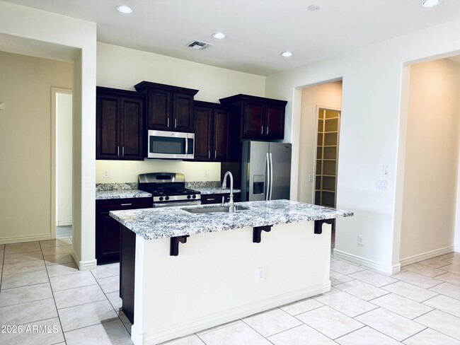 Building Photo - 3039 E Mahogany Pl