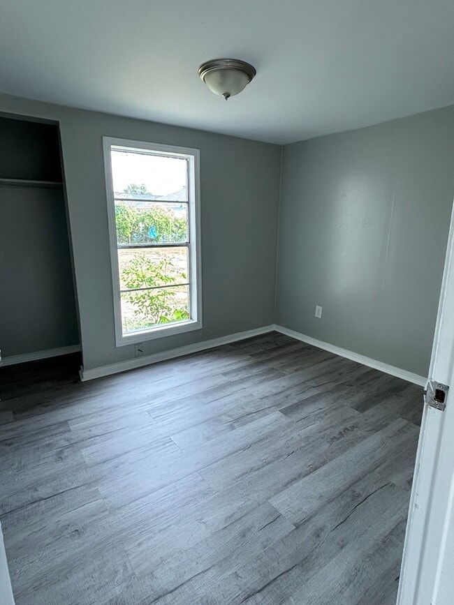 Building Photo - 103 Mudd Ave