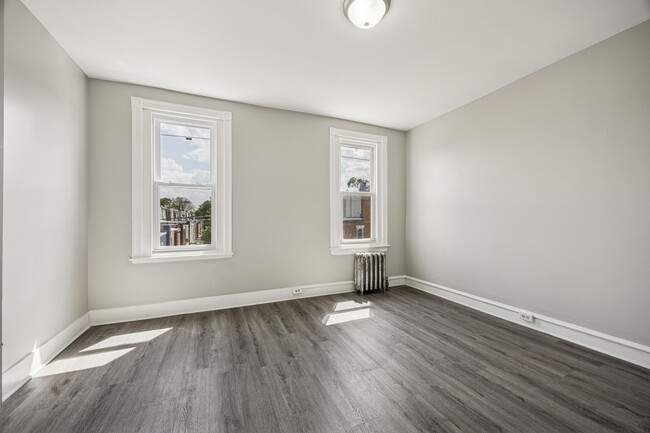 Building Photo - 1723 W Butler St