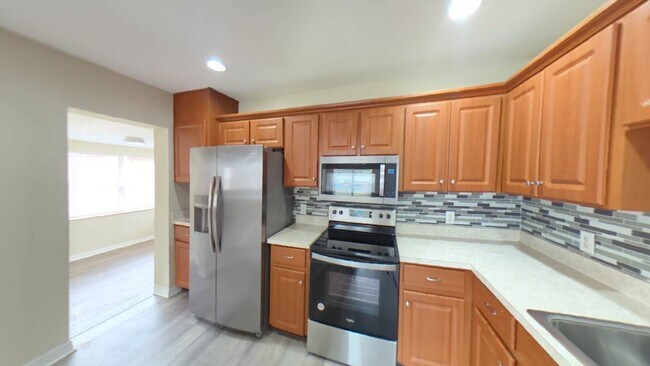 Building Photo - 1620 Guinyard Way