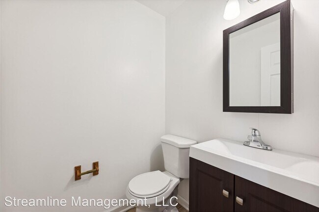 Building Photo - 4 br, 2.5 bath House - 7007 Onyx Ct.