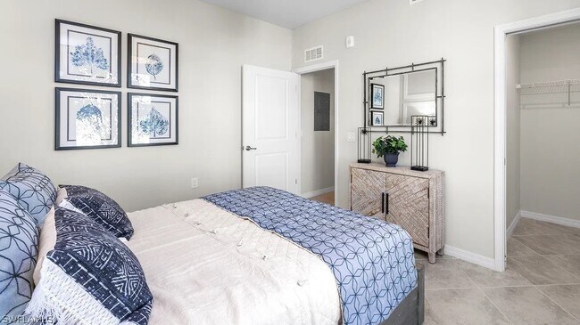 Building Photo - 6039 Ellerston Wy