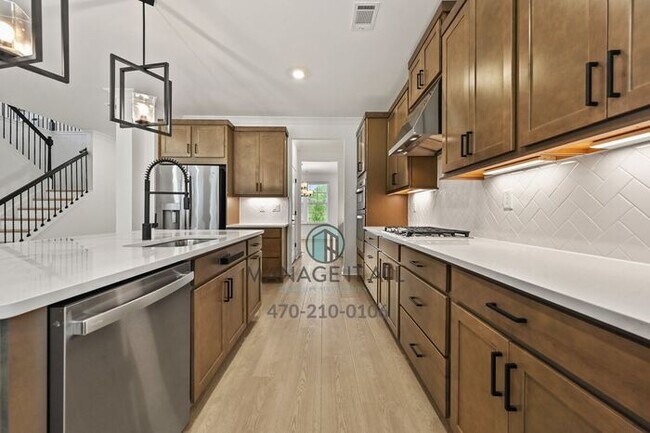 Building Photo - Beautiful 5 bedroom house in Cumming, GA