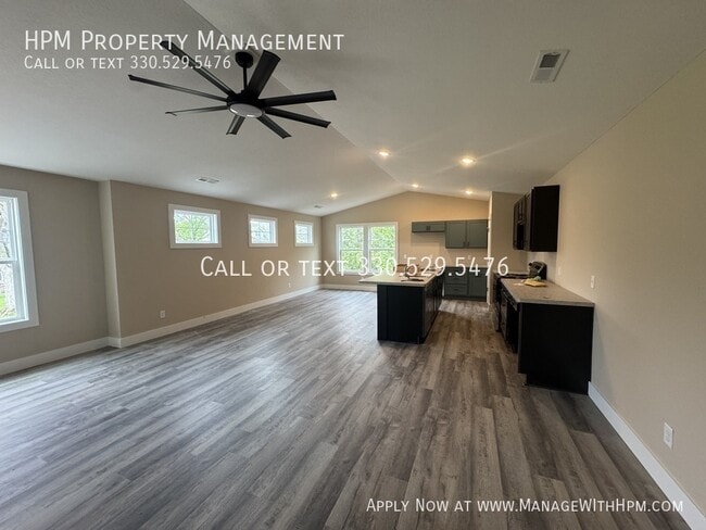 Building Photo - 5141 13th St SW