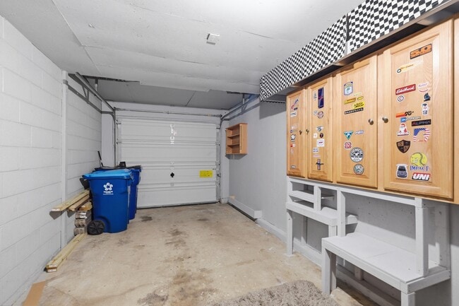 Building Photo - 269 Alpine Dr E