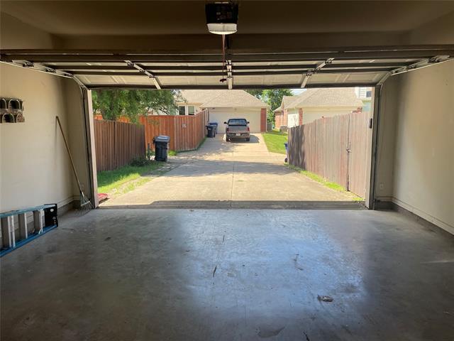 Building Photo - 5904 Pinyon Dr