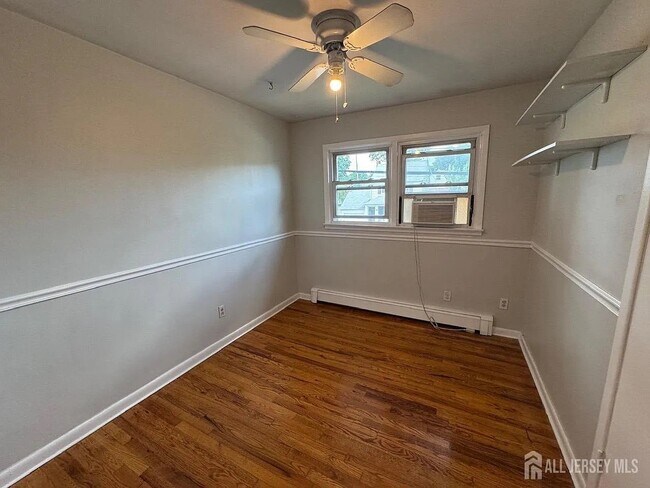Building Photo - 1038 Kingsland Ln