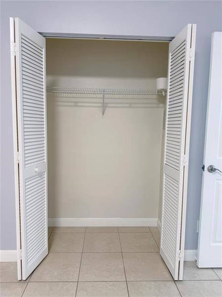 Building Photo - 10235 Panama St