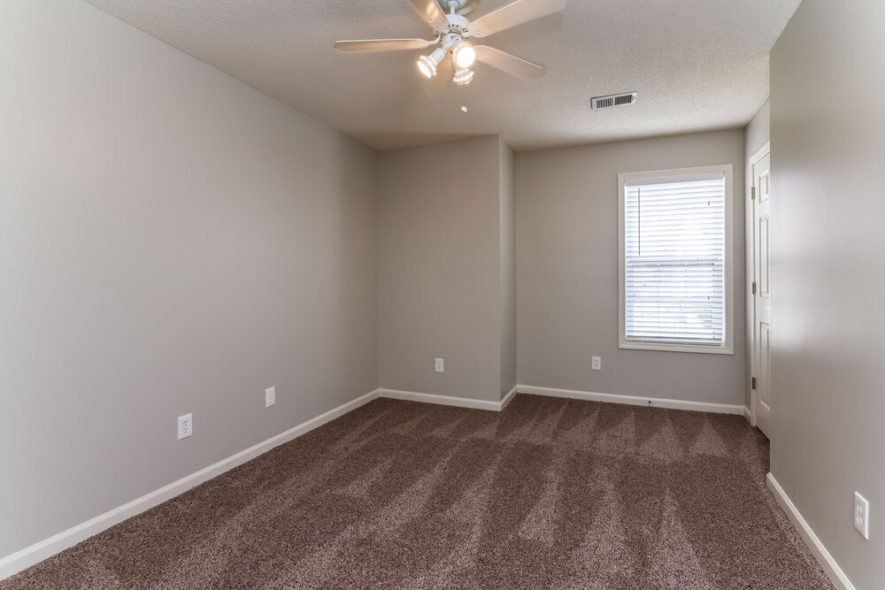 Building Photo - 4323 Chesapeake Trace