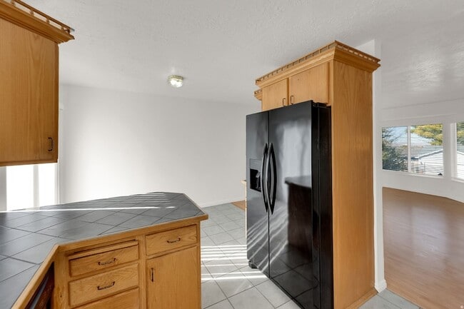 Building Photo - 6939 W 4065 S