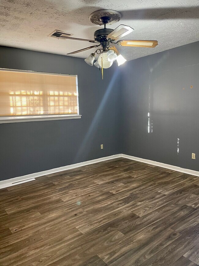 Bedroom #2 - 523 Woodbrook Dr