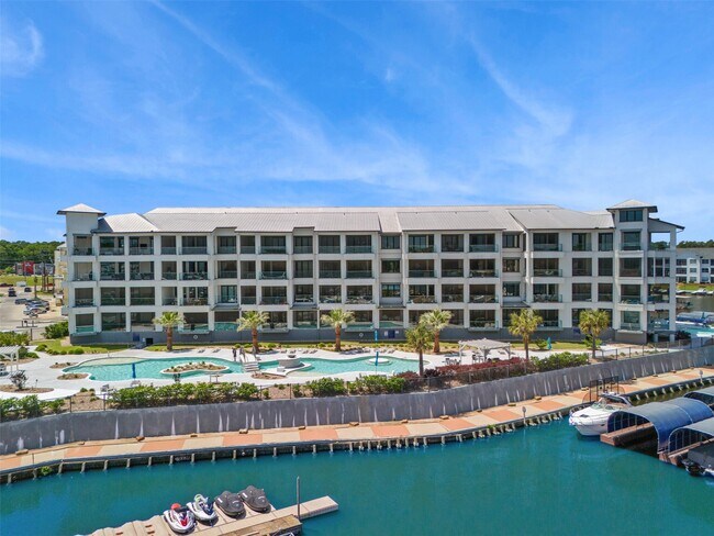 Building Photo - 15260 TX-105