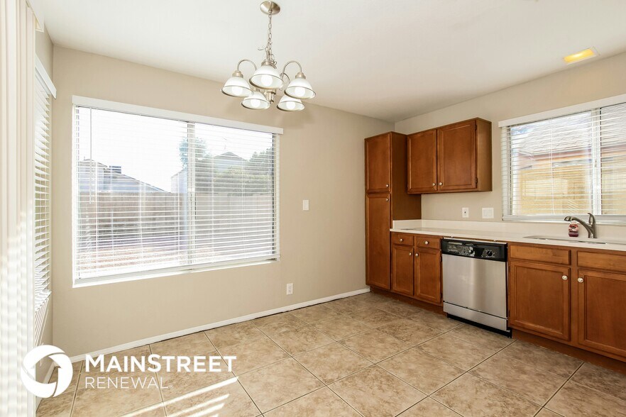 Building Photo - 4033 W Camino Vivaz