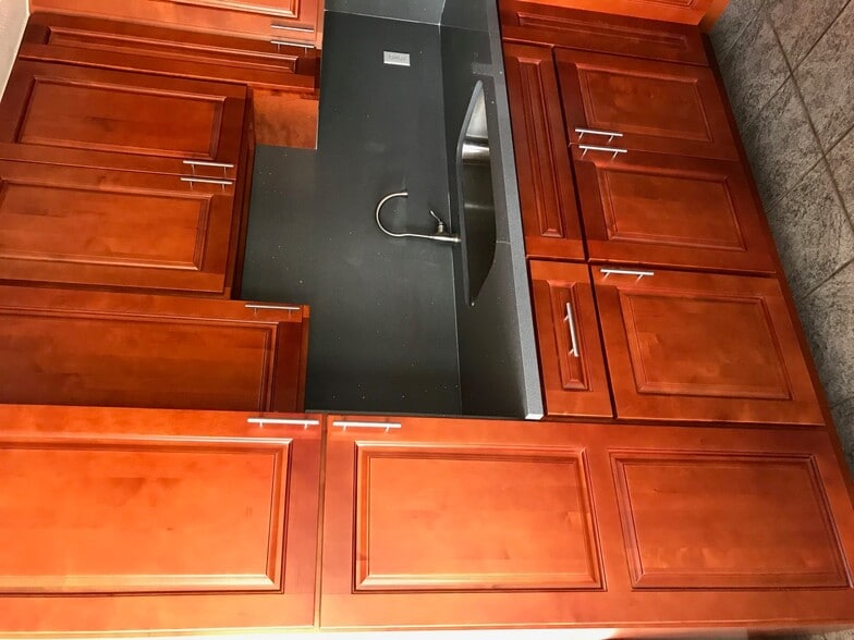 Kitchen - 94-530 Mahoe St