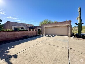 Building Photo - Desirable Foothill Neighborhood 2 Bedroom ...