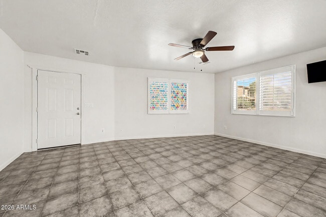 Building Photo - 6116 S Borego Rd