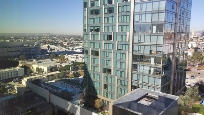 Building Photo - 877 Francisco St