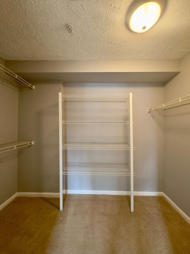 Building Photo - Charming 2 Bedroom/1 Bathroom Townhome in Perry Hall, MD!