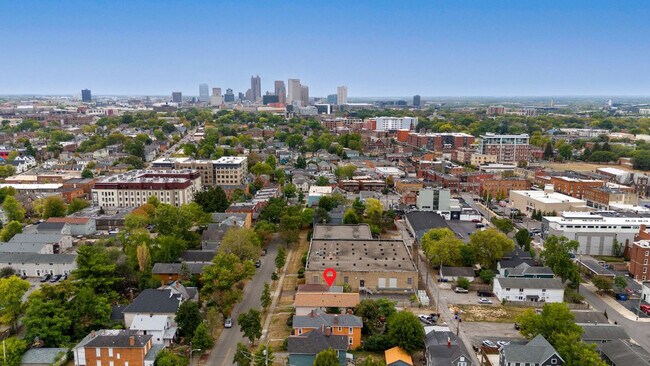 Building Photo - 1279 Indianola Ave