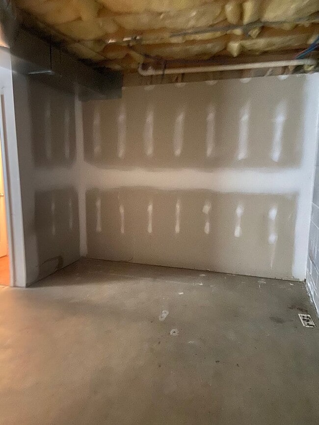 Building Photo - Coming Soon in Grayson Valley!