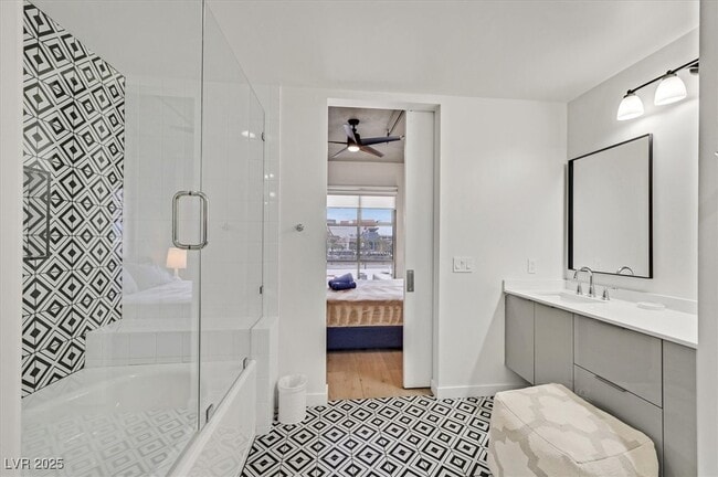 Building Photo - 353 E Bonneville Ave