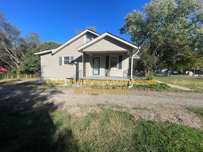 Building Photo - 250 Timmons St