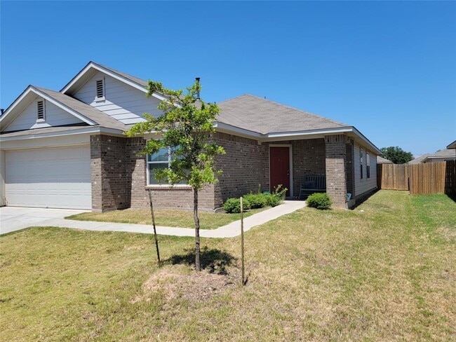 Building Photo - 3610 Batson Dr