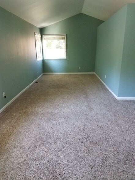 Master Bedroom - 16462 W 55th Pl