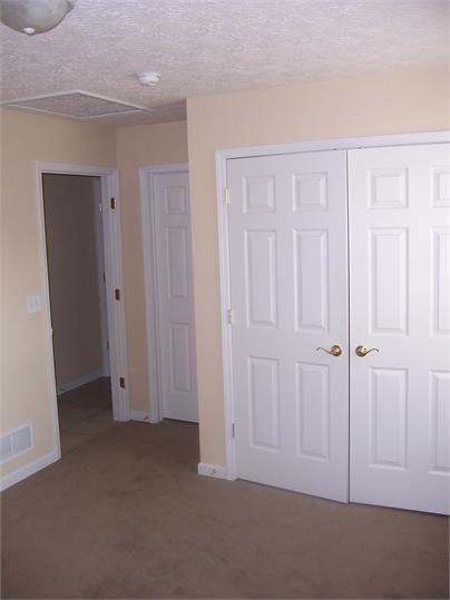 Building Photo - 108 Roger Lane