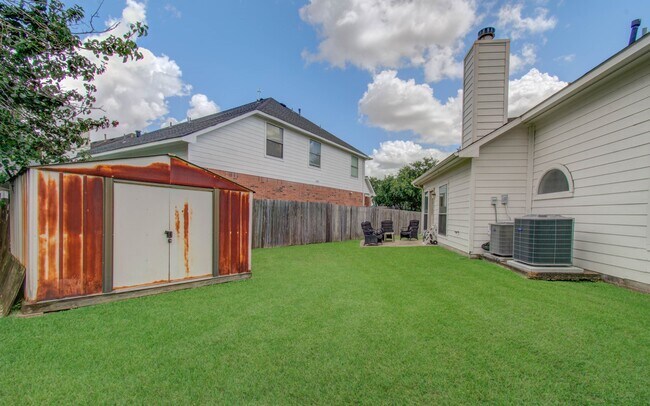 Building Photo - 3043 W Hampton Dr