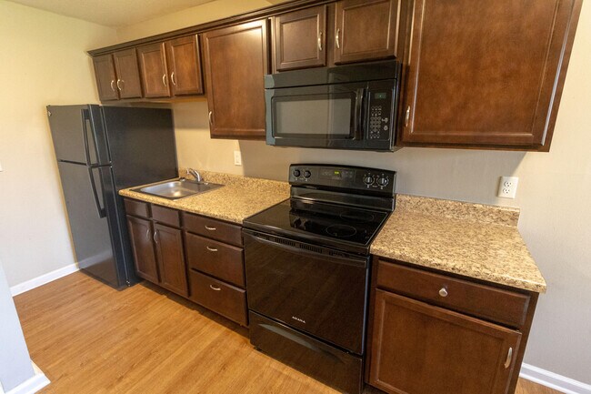 Building Photo - 105 N Garth Ave