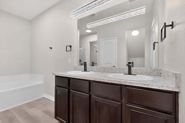 Building Photo - 15022 Harbor Lndg