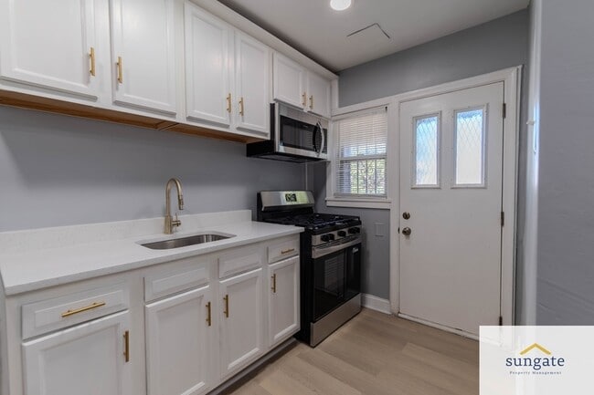 Building Photo - 105 Upmanor Rd