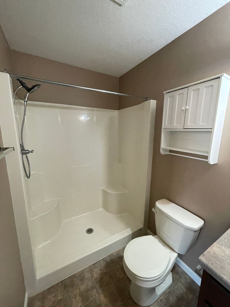 Building Photo - 2727 Stonecrop Road