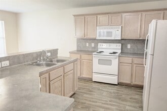 Building Photo - 5530 Violet Path Ln