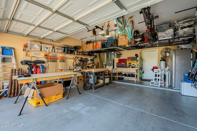 Building Photo - 10875 N 118th Way