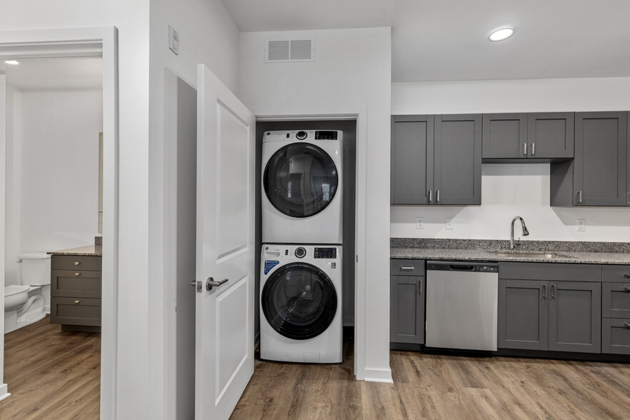 1 Bedroom - Huron Vista