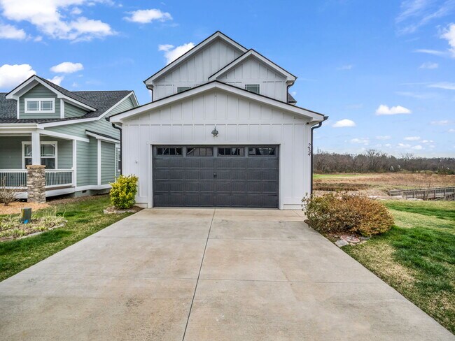 Building Photo - 234 Leyland Cir