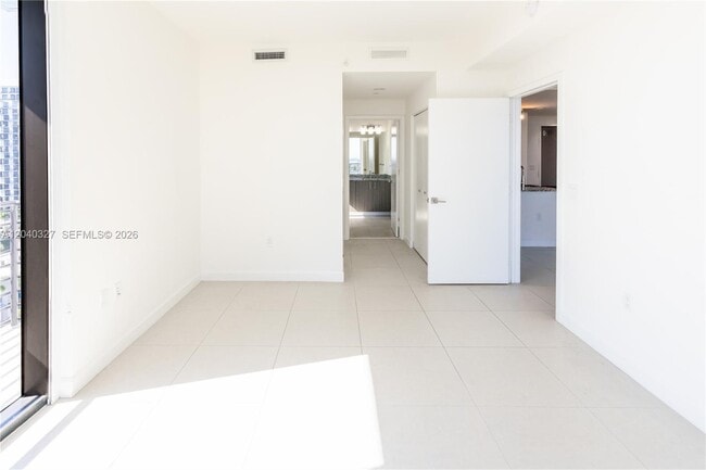 Building Photo - 5350 NW 84th Ave