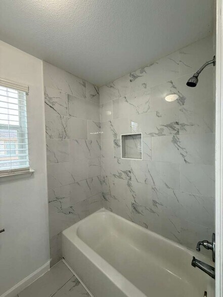 Building Photo - 13313 Bristow Dawn