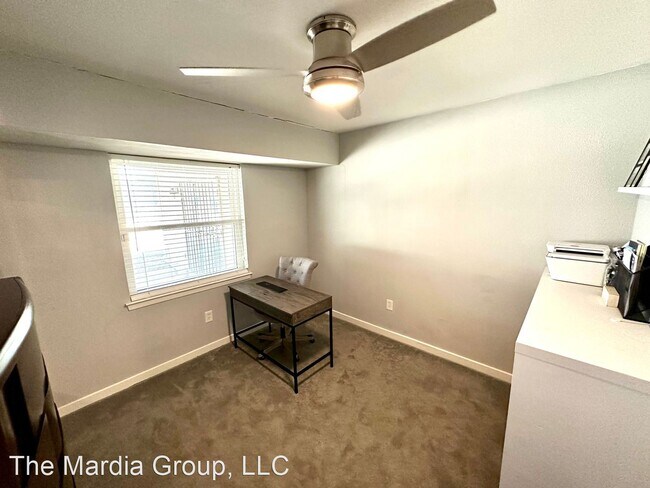 Building Photo - 3 br, 2 bath House - 5316 Helmick Ave