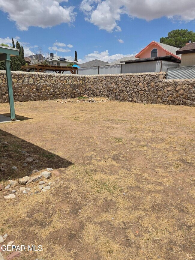 Building Photo - 4629 Loma Grande Dr