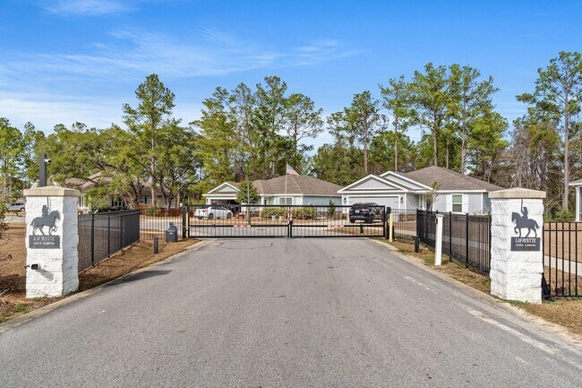 Building Photo - 43 Brandywine Rd