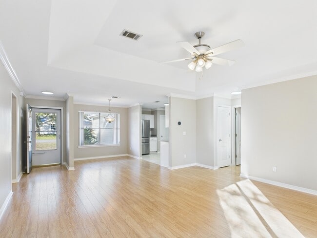 Building Photo - 1912 Spiller Way