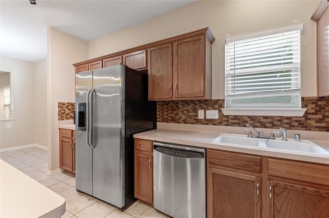 Building Photo - 10218 Berry Hill Ln